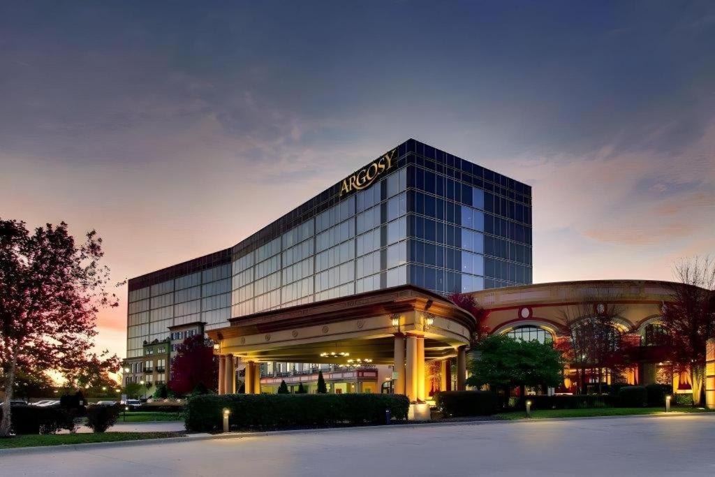 Argosy Casino Hotel & Spa Riverside Exterior foto